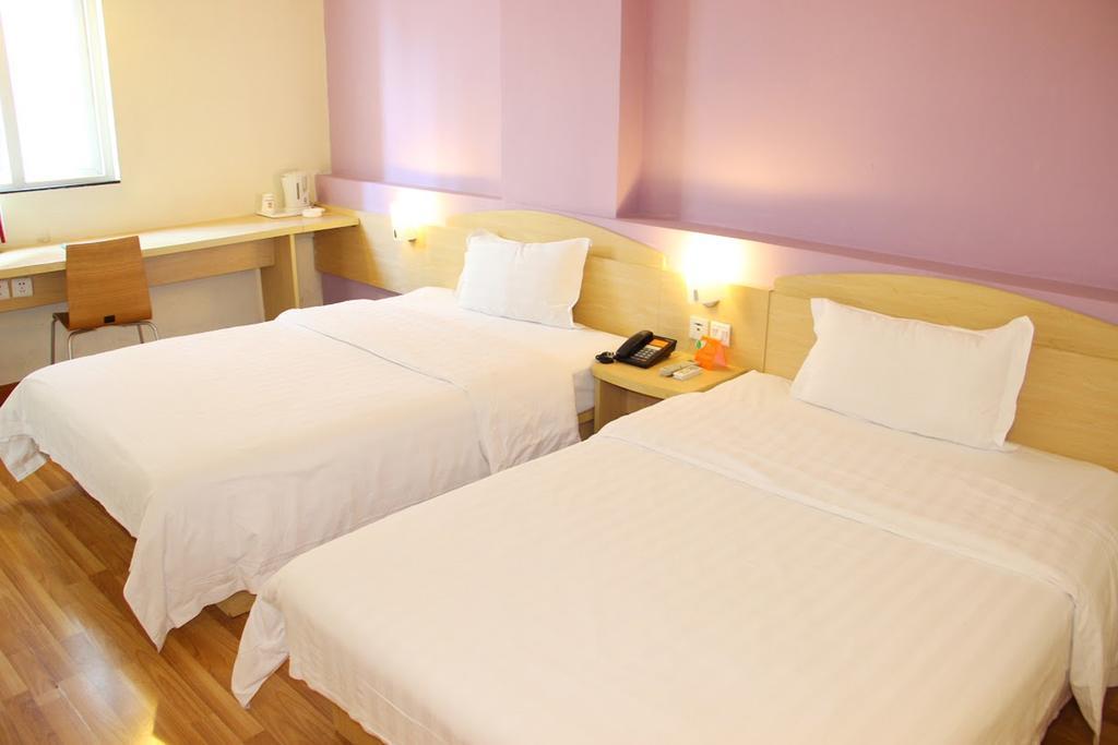 7Days Inn Chongqing Nanping Pedestrian Street Ngoại thất bức ảnh