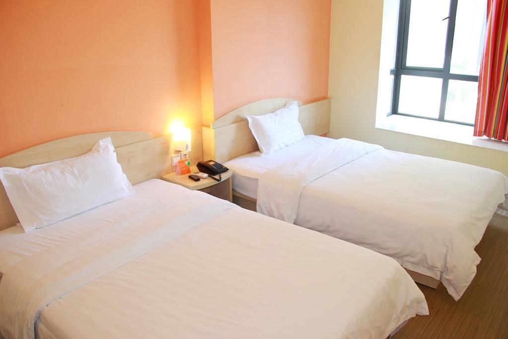 7Days Inn Chongqing Nanping Pedestrian Street Ngoại thất bức ảnh
